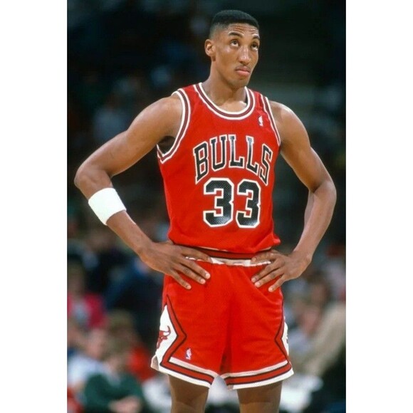 Chicago Bulls (NBA)-(Just Don)-(Red)-(Basketball)-(Shorts)-(New Con.)-(L)-$45 - Picture 4 of 9